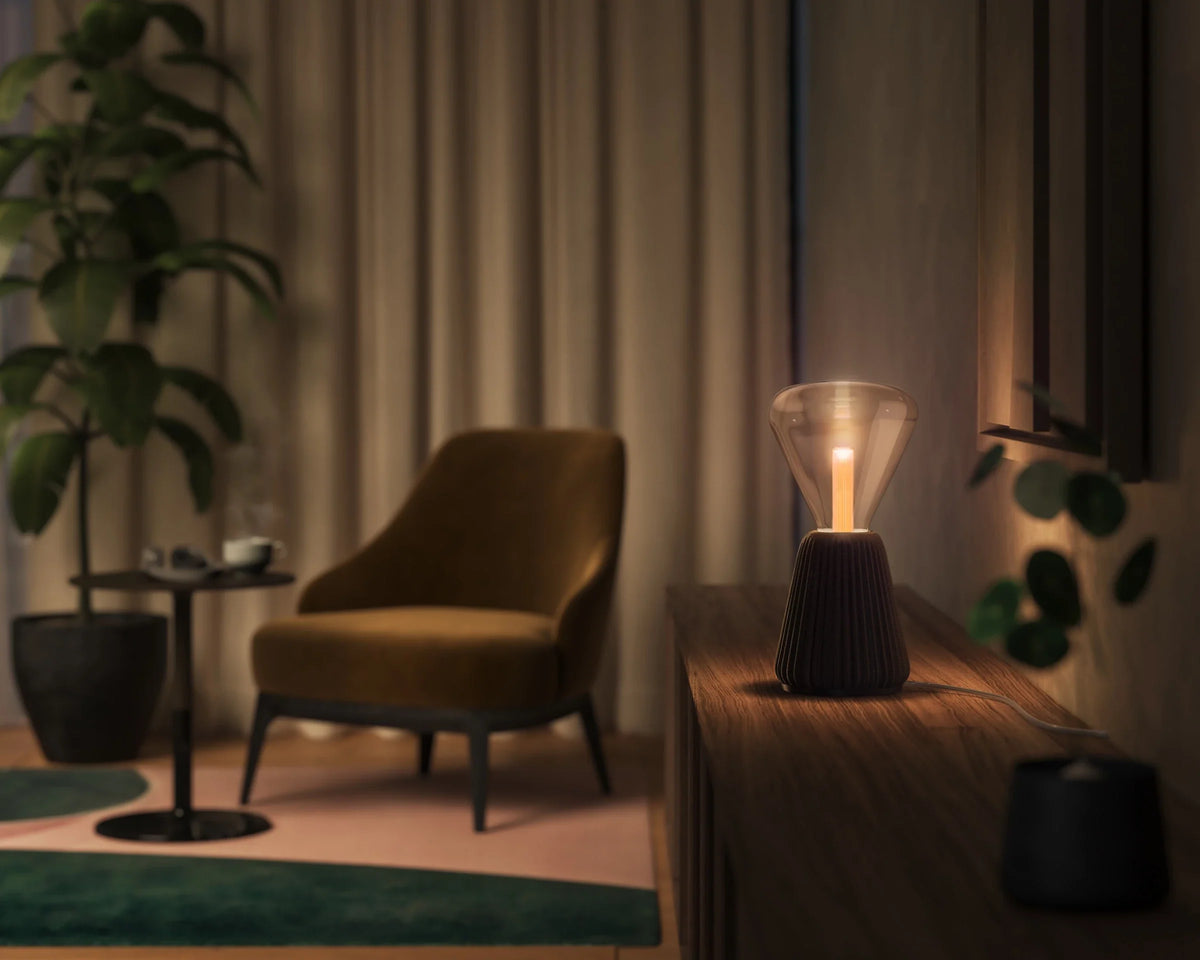 Lightguide triangle + cone table lamp (black)