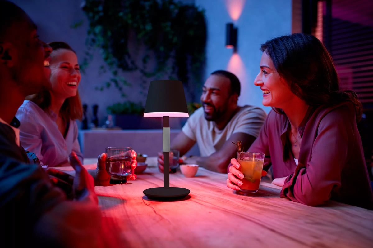 Hue Go portable table lamp