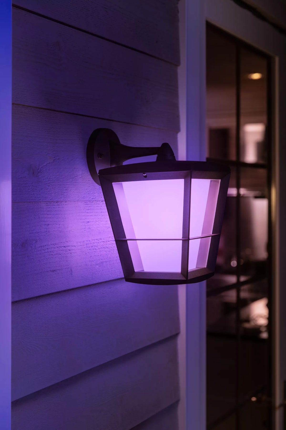 Econic Outdoor Wall Light