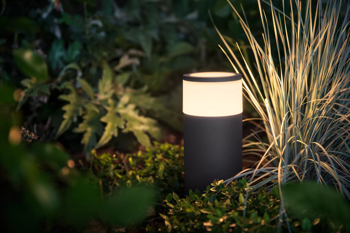 Calla Outdoor bollard
